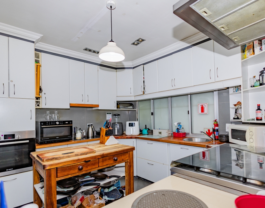 13 Bedroom Property for Sale in Sunset Beach Western Cape